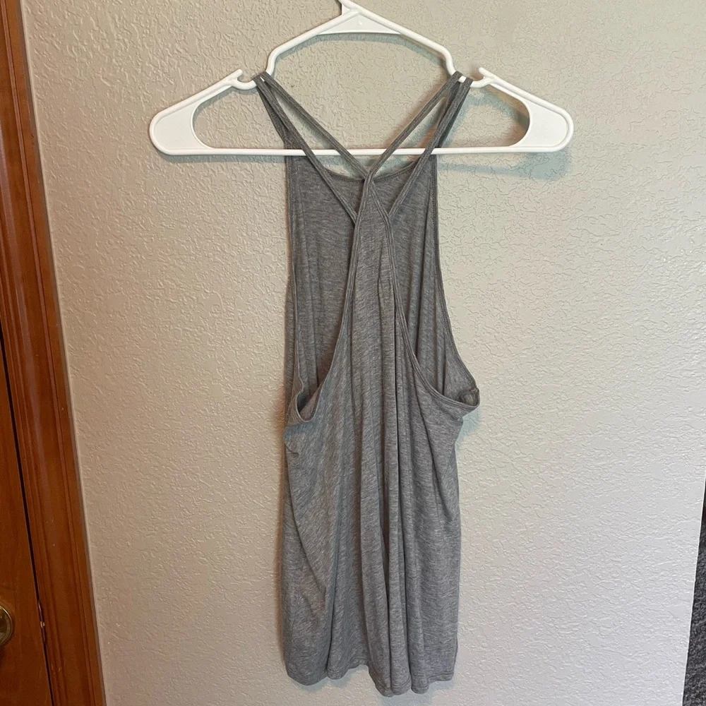 Hollister grey tank - Picture 2 of 4